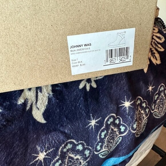 Gradi Embroidered Slip on Bootie - Picture 4 of 4